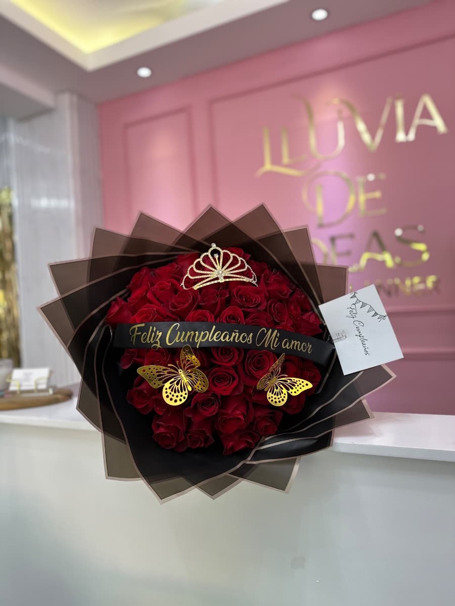 Ramo 50 Rosas — Lluvia de Ideas Party