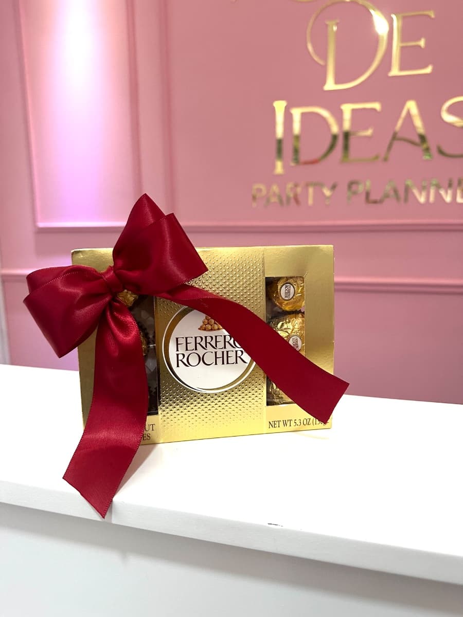 Ferrero Rocher 12 Unds — Lluvia de Ideas Party